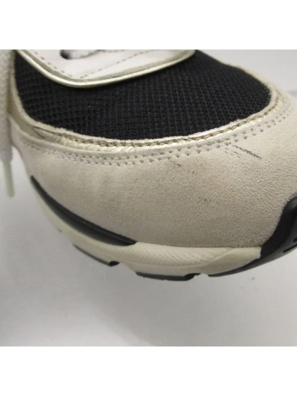 Chanel sneakers cc